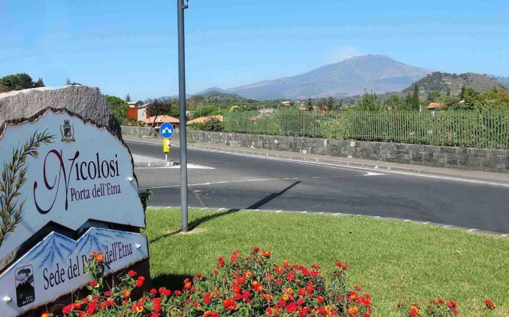 B & B Amici Dell'Etna Nicolosi Ngoại thất bức ảnh